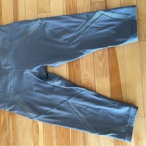 lululemon cool to street crop